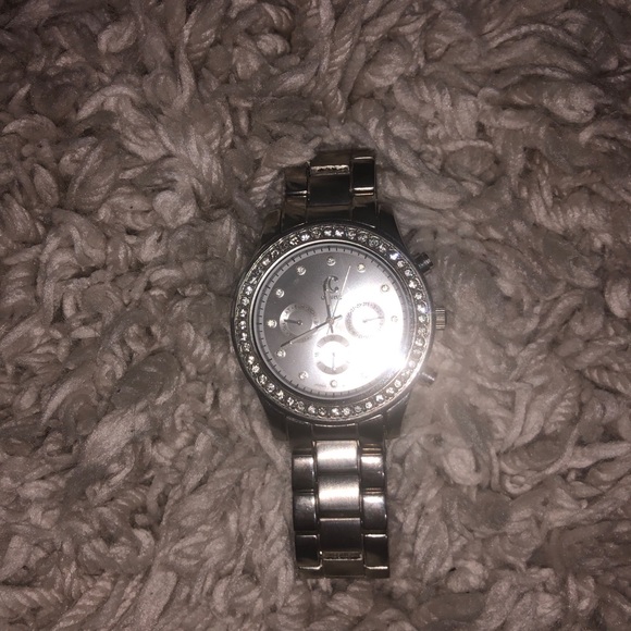 Silver watch - Picture 2 of 3